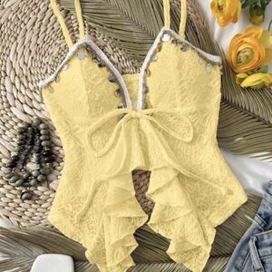 Women's Green Eyelet Crop Top